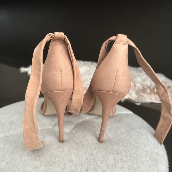 STEVE MADDEN NUDE SANDAL - Picture 2 of 3